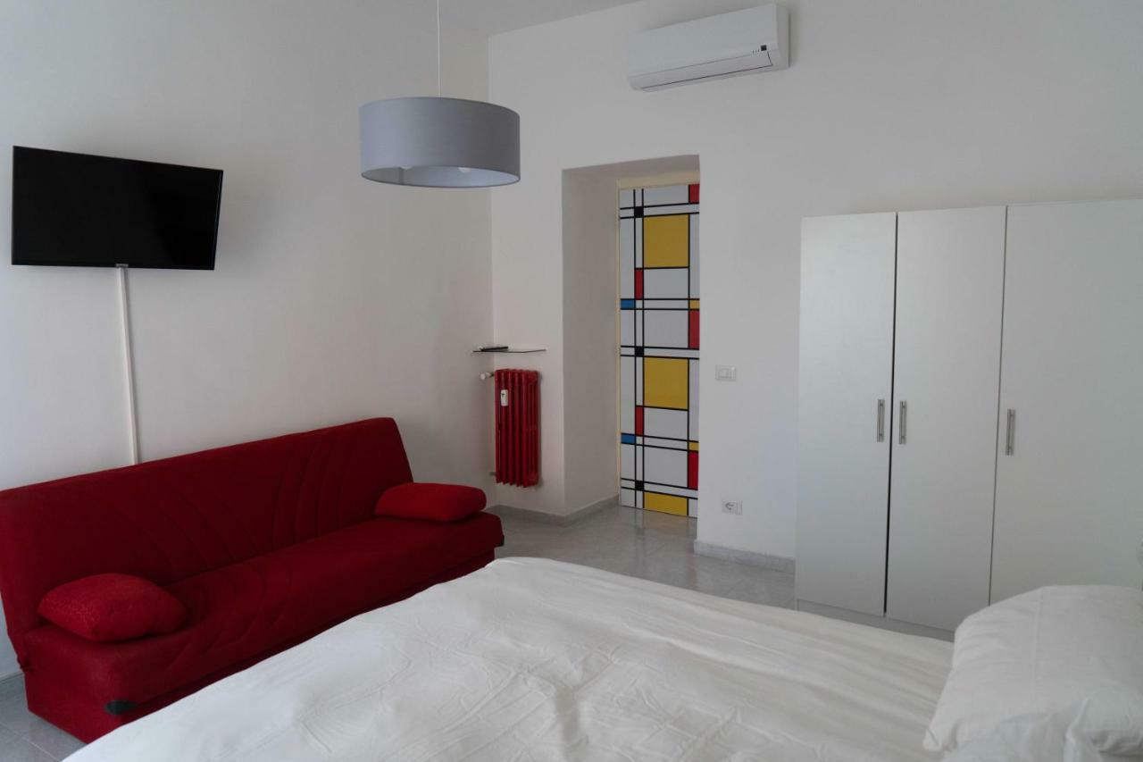 Re Di Roma Bright Home Extérieur photo